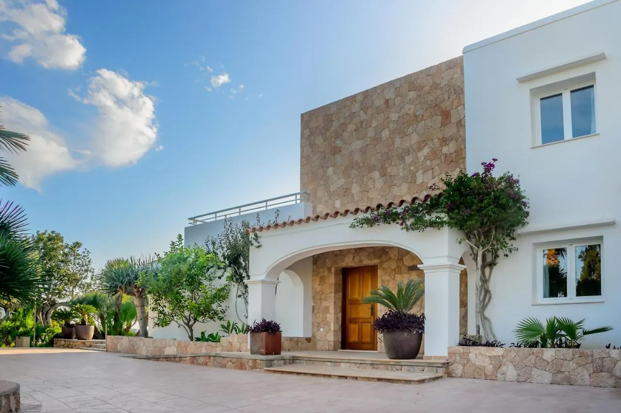 Villa Can Joan I - Fantastic Sunset Views And Family Friendly - San Antonio  Spain