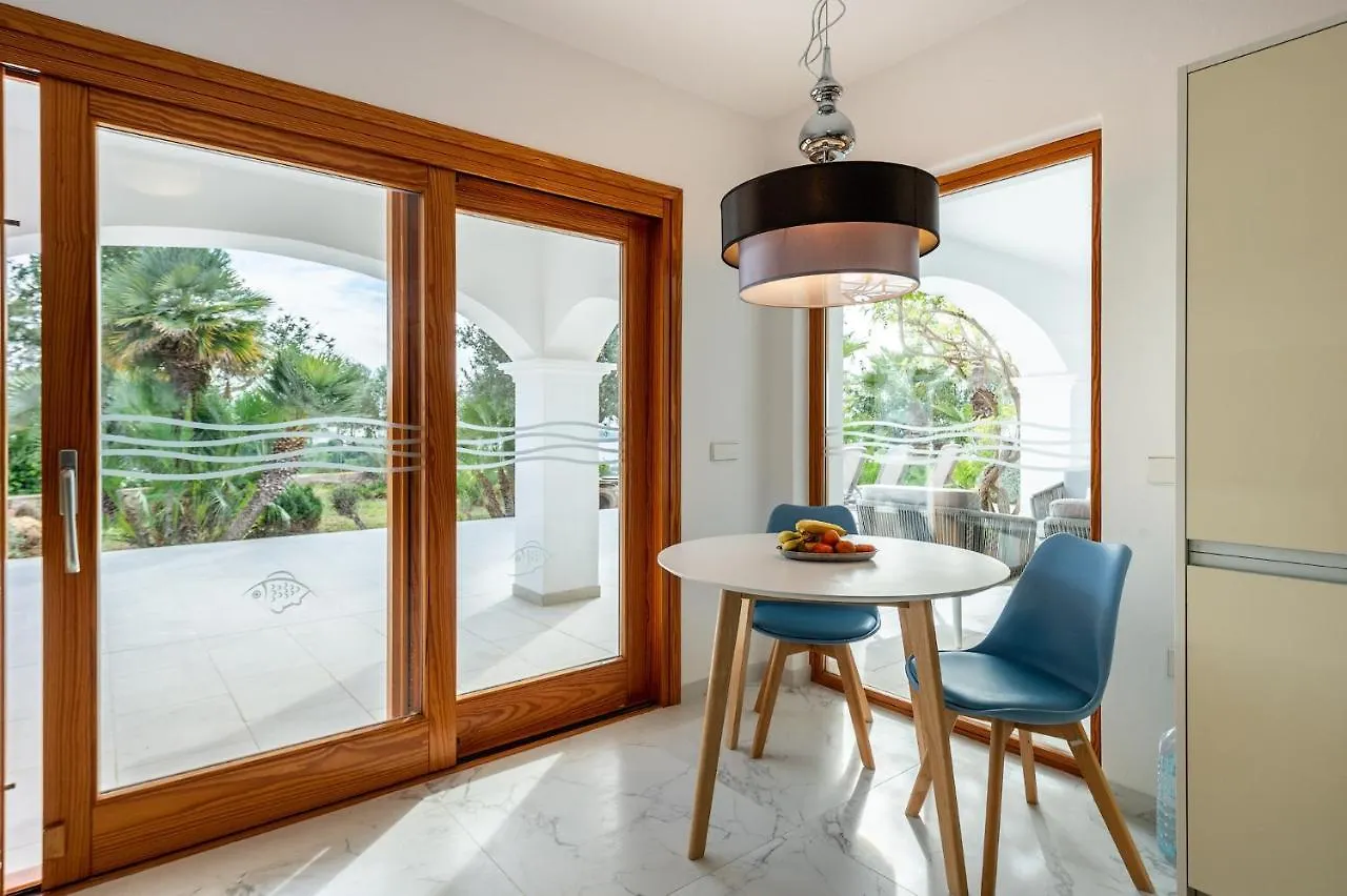 Villa Can Joan I - Fantastic Sunset Views And Family Friendly - San Antonio Abad España