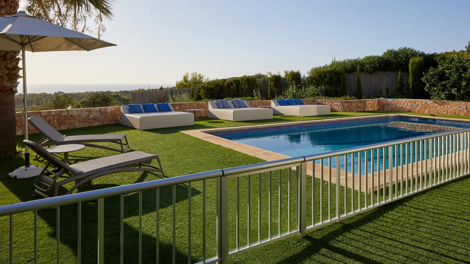 Villa Can Joan I - Fantastic Sunset Views And Family Friendly - San Antonio