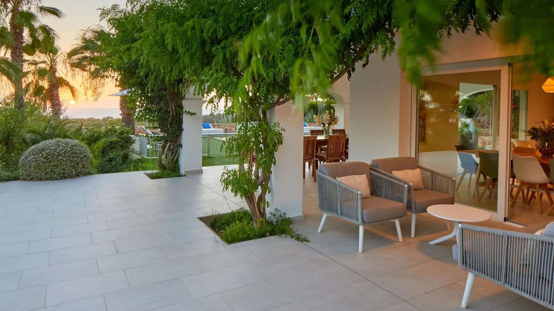 Villa Can Joan I - Fantastic Sunset Views And Family Friendly - Sant Antoni de Portmany